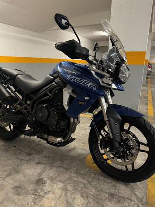 TRIUMPH TIGER 800 XRT 